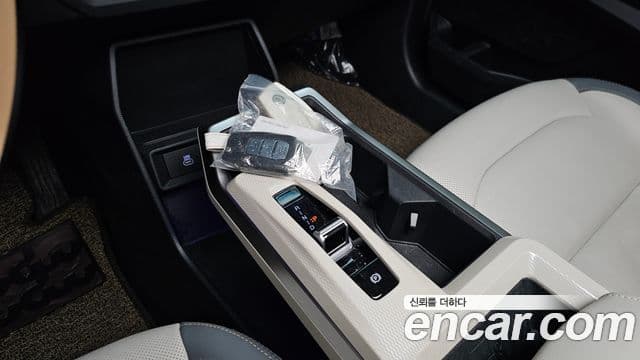 KG모빌리티(SsangYong) Torres EVX E7, 2024 9