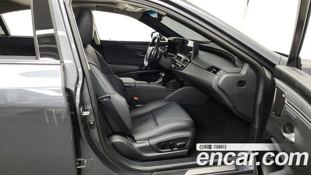 Lexus ES300h 7세대 Executive, 2022 11