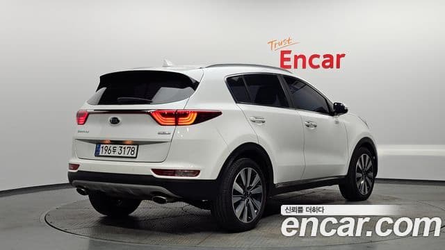 Kia Sportage 4세대 дизель 2.0 2WD Style Edition, 2018 2