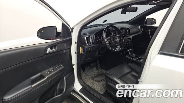 Kia Sportage 4세대 дизель 2.0 2WD Style Edition, 2018 10
