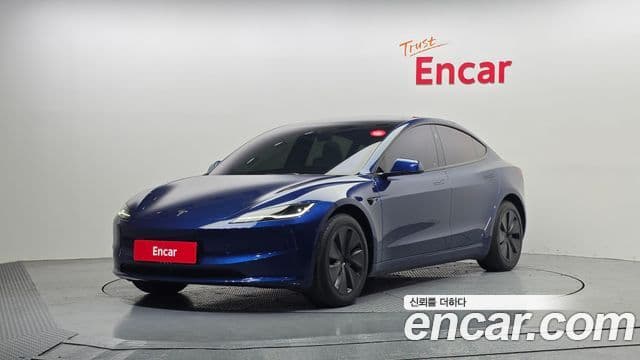 Tesla модель 3, 2024 1