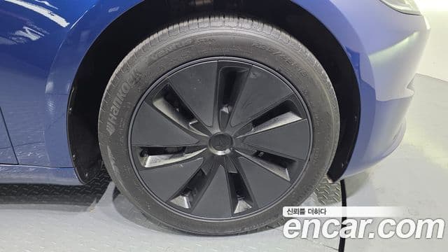 Tesla модель 3, 2024 все фото