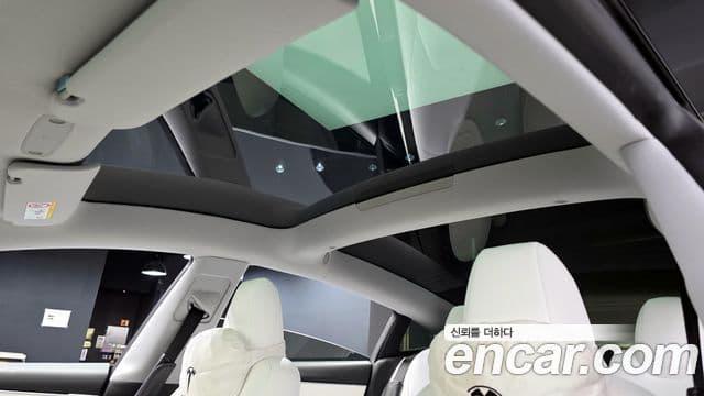 Tesla модель 3, 2024 17