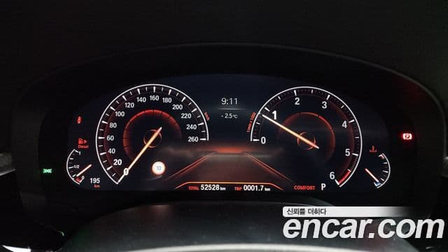 BMW 5시리즈 (G30) 520d xDrive M Sport Plus, 2019 8