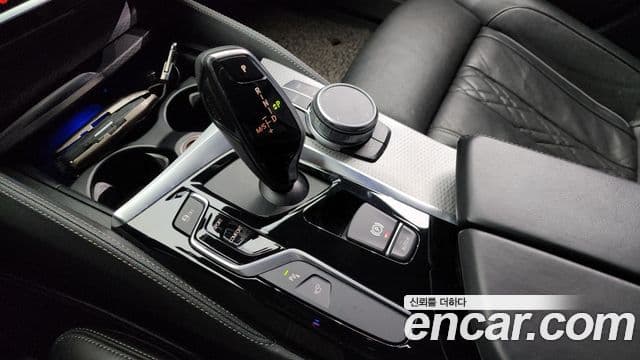 BMW 5시리즈 (G30) 520d xDrive M Sport Plus, 2019 9
