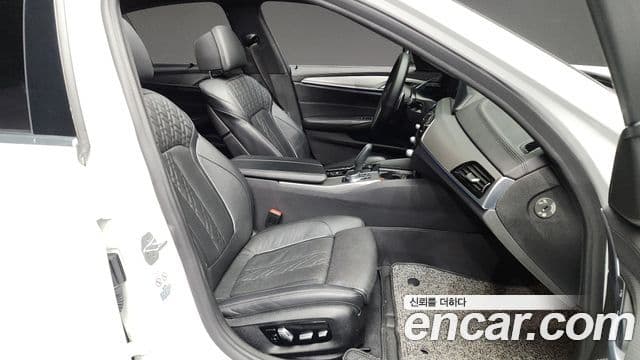 BMW 5시리즈 (G30) 520d xDrive M Sport Plus, 2019 11