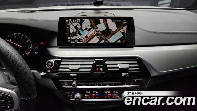 BMW 5시리즈 (G30) 520d xDrive M Sport Plus, 2019 14