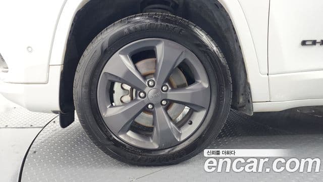 Jeep Cherokee(KL) 2.4 80th Anniversary AWD, 2021 все фото