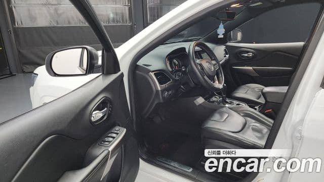 Jeep Cherokee(KL) 2.4 80th Anniversary AWD, 2021 10