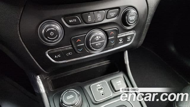 Jeep Cherokee(KL) 2.4 80th Anniversary AWD, 2021 19