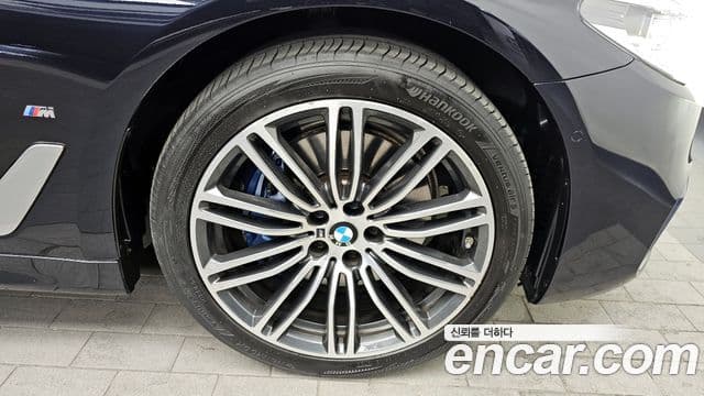 BMW 5시리즈 (G30) 530e M Sport, 2020 все фото