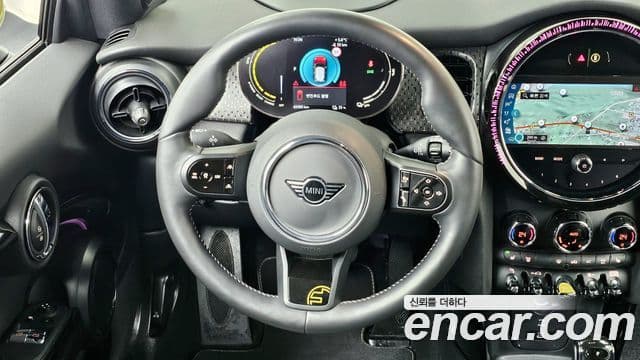 Mini Cooper Электрический (Electric) 3세대, 2024 13