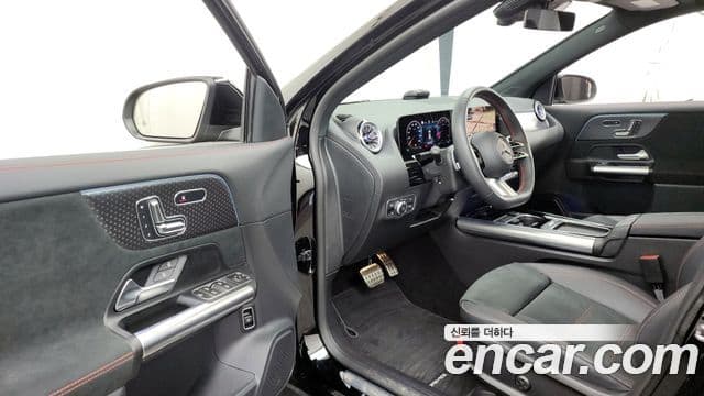 Mercedes-Benz GLA-класс H247 GLA250 4MATIC, 2025 10