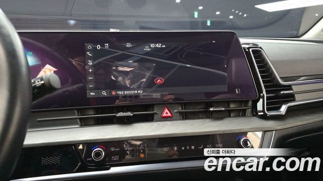 Kia Sportage 5세대 гибрид Signature 2WD, 2023 16