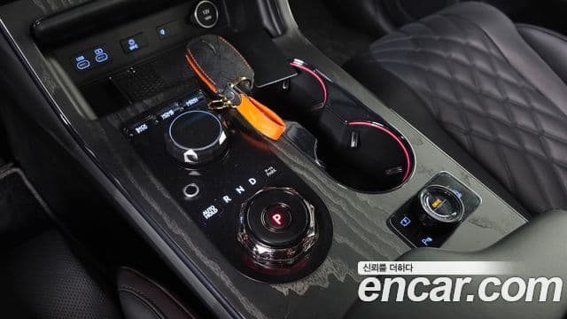 Genesis GV80 чёрный, 2025 9