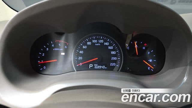 Kia Carnival R топовая версия, 2013 8