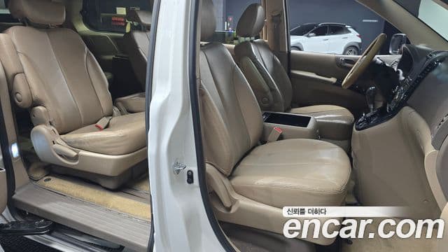 Kia Carnival R топовая версия, 2013 10