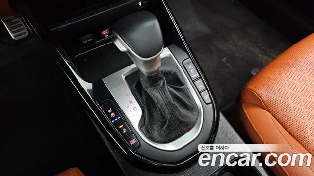 Kia The / новый New K3 2세대 Signature, 2023 9