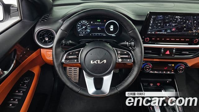 Kia The / новый New K3 2세대 Signature, 2023 13