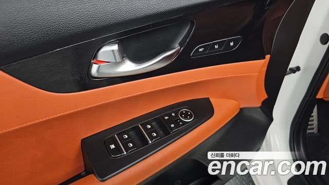 Kia The / новый New K3 2세대 Signature, 2023 17