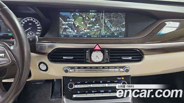 Genesis EQ900 Luxury, 2016 16