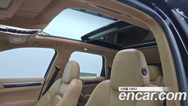 Porsche New Cayenne 958, 2013 19