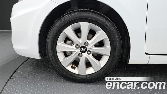 Hyundai Accent(новый кузов / новое поколение) Modern, 2017 все фото