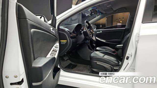 Hyundai Accent(новый кузов / новое поколение) Modern, 2017 10