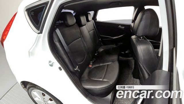 Hyundai Accent(новый кузов / новое поколение) Modern, 2017 12