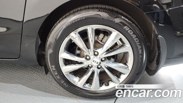 Kia The / новый New Carnival Prestige, 2019 все фото