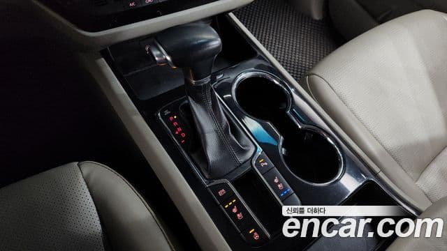 Kia The / новый New Carnival Prestige, 2019 9