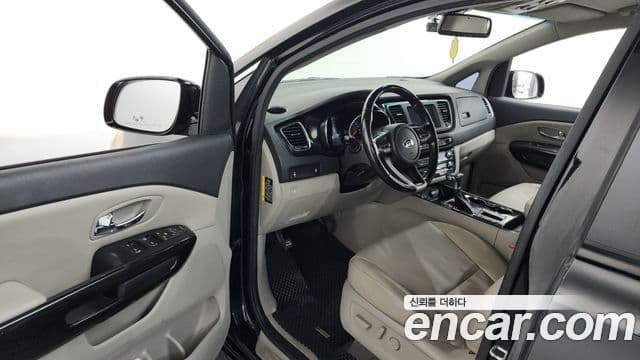 Kia The / новый New Carnival Prestige, 2019 10