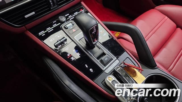 Porsche Cayenne (PO536) 3.0 Platinum Edition, 2023 9