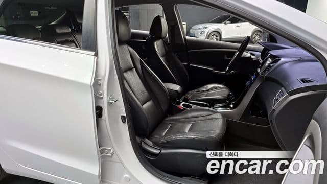 Hyundai i30(новый кузов / новое поколение) дизель 1.6 VGT PYL, 2014 10