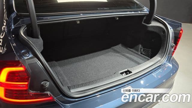 Volvo S60 3세대 B5 Ultimate Bright, 2023 20