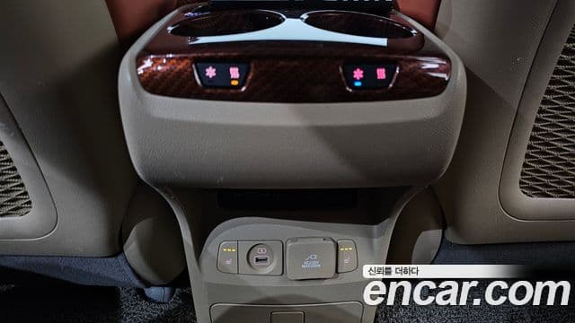 Kia All New Carnival Noblesse, 2016 18