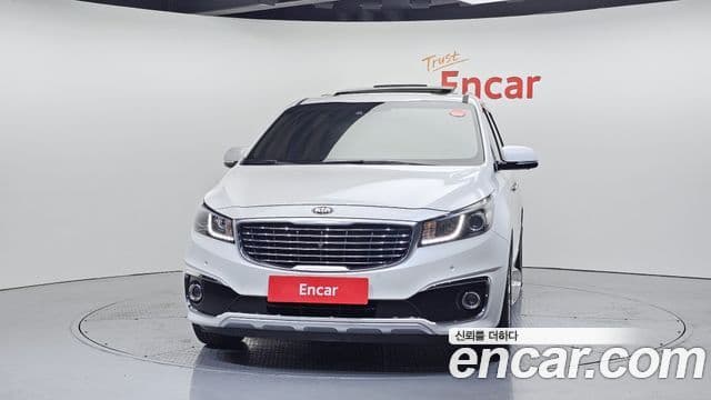 Kia All New Carnival Noblesse, 2015 3