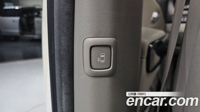 Kia All New Carnival Noblesse, 2015 17