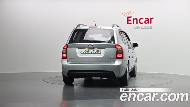 Kia 뉴카렌스 топовая версия, 2009 4
