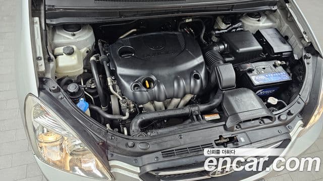 Kia 뉴카렌스 топовая версия, 2009 6