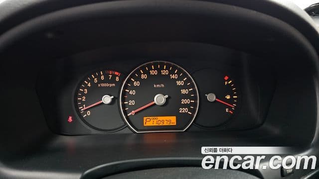 Kia 뉴카렌스 топовая версия, 2009 8