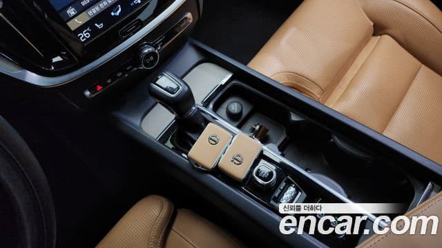 Volvo S60 3세대 T5 Inscription, 2020 9