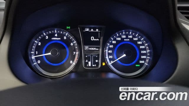 Hyundai Grandeur HG Modern, 2016 8