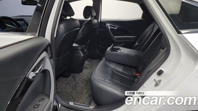 Hyundai Grandeur HG Modern, 2016 11