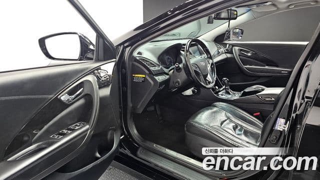 Hyundai Grandeur HG гибрид Premium, 2015 11