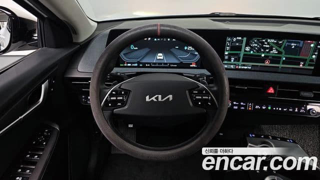 Kia EV6 Air, 2023 13