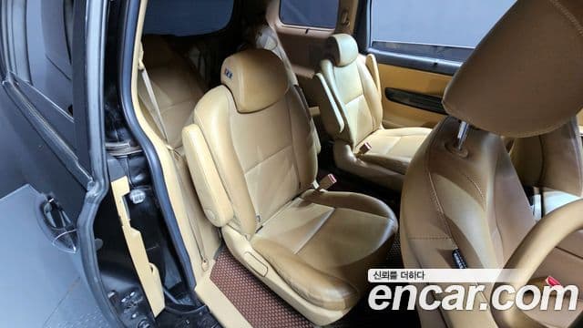 Kia All New Carnival Prestige, 2017 12