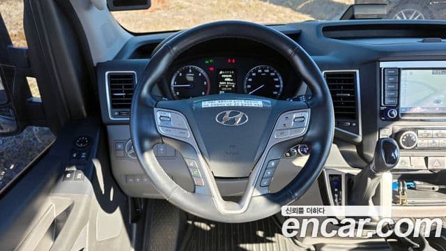 Hyundai 쏠라티 Luxury, 2023 14