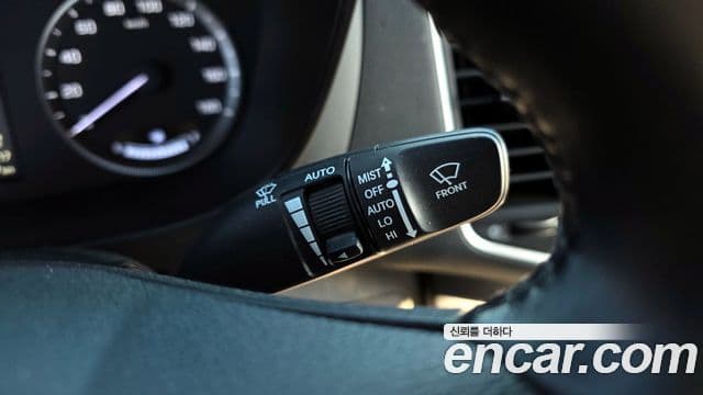 Hyundai 쏠라티 Luxury, 2023 19