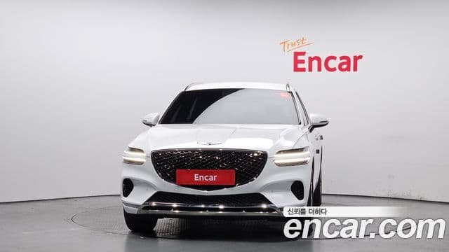 Genesis GV70, 2021 3